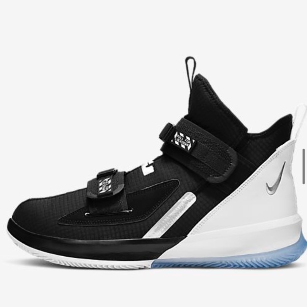 Lebron soldiers basketball sneakers